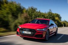 2021年奥迪A7 55 TFSI e插电式混合动力车亮相