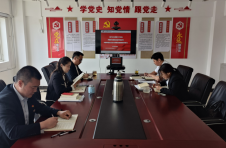 北京公交集团客六分公司第十六车队党支部深入开展 学习贯彻习近平新时代中国特色社会主义思想主题教育 以学促干 确保主义教育走深走实